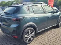 Neu Dacia Sandero Expression 110 PS (80 kW) 2026 Cedar grün Limousine