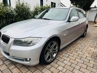 Gebraucht BMW 320 Sport Line 184 PS (135 kW) 2012 Silber Kombi