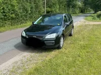 Gebraucht Ford Focus Ghia 125 PS (91 kW) 2006 Schwarz Kombi