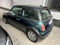 Usado Mini ONE 90 HP (66 kW) 2004 Verde Citadino