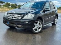 Gebraucht Mercedes ML320 224 PS (164 kW) 2008 Schwarz SUV