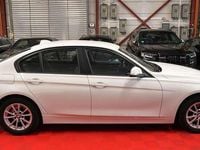 Usata BMW 320 Advantage 184 CV (135 kW) 2017 Bianco Berlina
