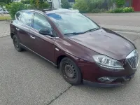 Gebraucht Lancia Delta 120 PS (88 kW) 2009 Violet Kleinwagen