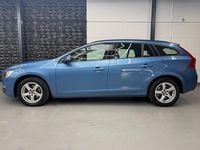 Gebraucht Volvo V60 Business Edition 150 PS (110 kW) 2017 Blau Kombi