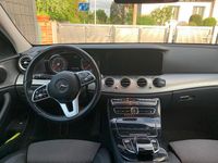 Gebraucht Mercedes E220 179 PS (131 kW) 2019 Schwarz Kombi