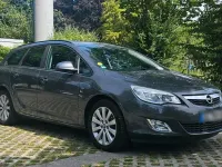 Gebraucht Opel Astra 125 PS (91 kW) 2012 Grau Kombi
