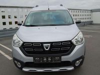 Gebraucht Dacia Dokker Stepway 116 PS (85 kW) 2017 Silber Van / Kleinbus