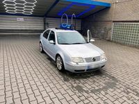 Gebraucht VW Bora 150 PS (110 kW) 1999 Silber Limousine