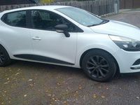 Gebraucht Renault Clio IV Life 75 PS (55 kW) 2017 Weiß Limousine