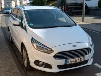 Gebraucht Ford S-MAX Titanium 160 PS (117 kW) 2018 Weiß Van / Kleinbus