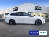 Używany Opel Astra 131 KM (96 kW) 2024 Biały Sedan/Limuzyna