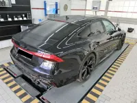 Gebraucht Audi RS7 600 PS (441 kW) 2023 0e mythosschwarz metallic Kleinwagen