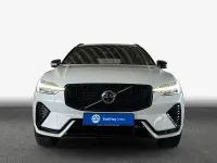 Gebraucht Volvo XC60 Plus 197 PS (144 kW) 2023 Crystal weißperleffekt SUV