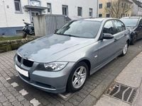 Gebraucht BMW 320 150 PS (110 kW) 2006 Blau Limousine