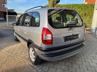 Gebraucht Opel Zafira Njoy 97 PS (71 kW) 2004 Silber Van / Kleinbus