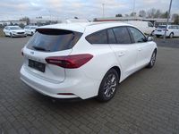 Gebraucht Ford Focus Titanium 116 PS (85 kW) 2024 Weiß Limousine