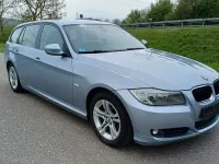 Gebraucht BMW 320 170 PS (125 kW) 2012 Blau Kombi