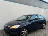 Second-hand Ford Focus 102 CP (75 kW) 2010 Albastru Coupe
