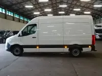 Używany Mercedes Sprinter 190 KM (139 kW) 2021 Biały Van