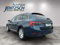 Gebraucht Skoda Superb Style 200 PS (147 kW) 2022 Blau Kombi