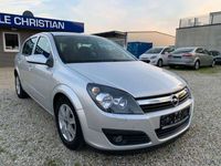 gebraucht Opel Astra 1.6 Edition Tempomat Klimaautomatik