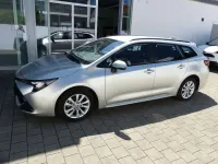 Gebraucht Toyota Corolla Business Edition 140 PS (102 kW) 2024 Precious silber 1j6 Kombi