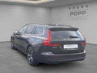 Gebraucht Volvo V60 145 PS (106 kW) 2025 Kombi