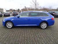 Gebraucht Skoda Superb Style 156 PS (114 kW) 2020 Blau Kombi