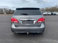 Gebraucht Mercedes B200 136 PS (100 kW) 2016 Grau Van / Kleinbus