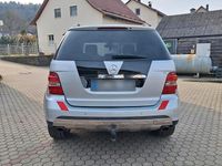 Gebraucht Mercedes ML230 224 PS (164 kW) 2006 Silber SUV