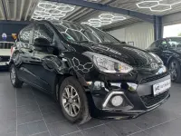 Gebraucht Hyundai i10 Edition 87 PS (63 kW) 2015 Schwarz Kleinwagen