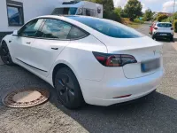 Gebraucht Tesla Model 3 Standard Range 208 kW (283 PS) 2023 Weiß Limousine