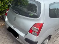 Gebraucht Renault Twingo 75 PS (55 kW) 2008 Silber Kleinwagen