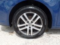 Gebraucht VW Touran Trendline 105 PS (77 kW) 2010 Blau Van / Kleinbus