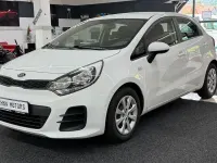 Gebraucht Kia Rio 84 PS (61 kW) 2017 Weiß Limousine