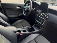 Gebraucht Mercedes A200 136 PS (100 kW) 2017 Schwarz Limousine