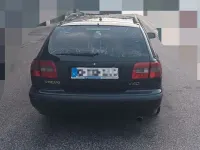 Gebraucht Volvo V40 116 PS (85 kW) 1997 Schwarz Kombi