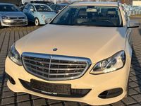 Gebraucht Mercedes E200 136 PS (100 kW) 2016 Beige Limousine