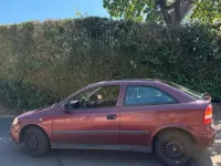 Gebraucht Opel Astra 86 PS (63 kW) 2000 Rot Kleinwagen