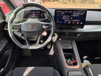 Gebraucht Cupra Born 169 kW (231 PS) 2023 Geysirsilber Kleinwagen