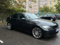 Gebraucht BMW 325 Basis 218 PS (160 kW) 2006 Schwarz Limousine