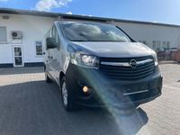 Gebraucht Opel Vivaro 145 PS (106 kW) 2019 Silber Van / Kleinbus