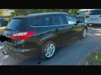 Używany Ford Focus Titanium 140 KM (102 kW) 2014 Czarny Kombi