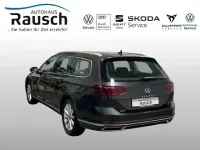 Gebraucht VW Passat Elegance 150 PS (110 kW) 2022 Grau Kombi