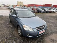 Gebraucht Kia Ceed 109 PS (80 kW) 2008 Blau Kleinwagen