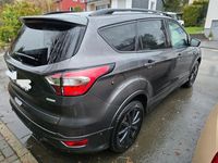 Gebraucht Ford Kuga ST-Line 150 PS (110 kW) 2018 Grau SUV