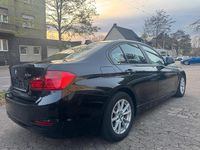 Gebraucht BMW 316 136 PS (100 kW) 2014 Schwarz Limousine