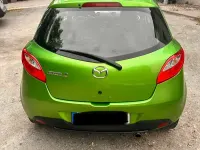 Gebraucht Mazda 2 86 PS (63 kW) 2009 Grün Kleinwagen