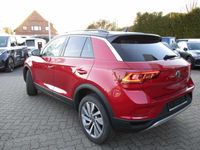 Gebraucht VW T-Roc Move 150 PS (110 kW) 2024 Rot SUV