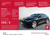 Gebraucht Audi Q8 Ambiente 381 PS (280 kW) 2022 Mythosschwarz metallic SUV